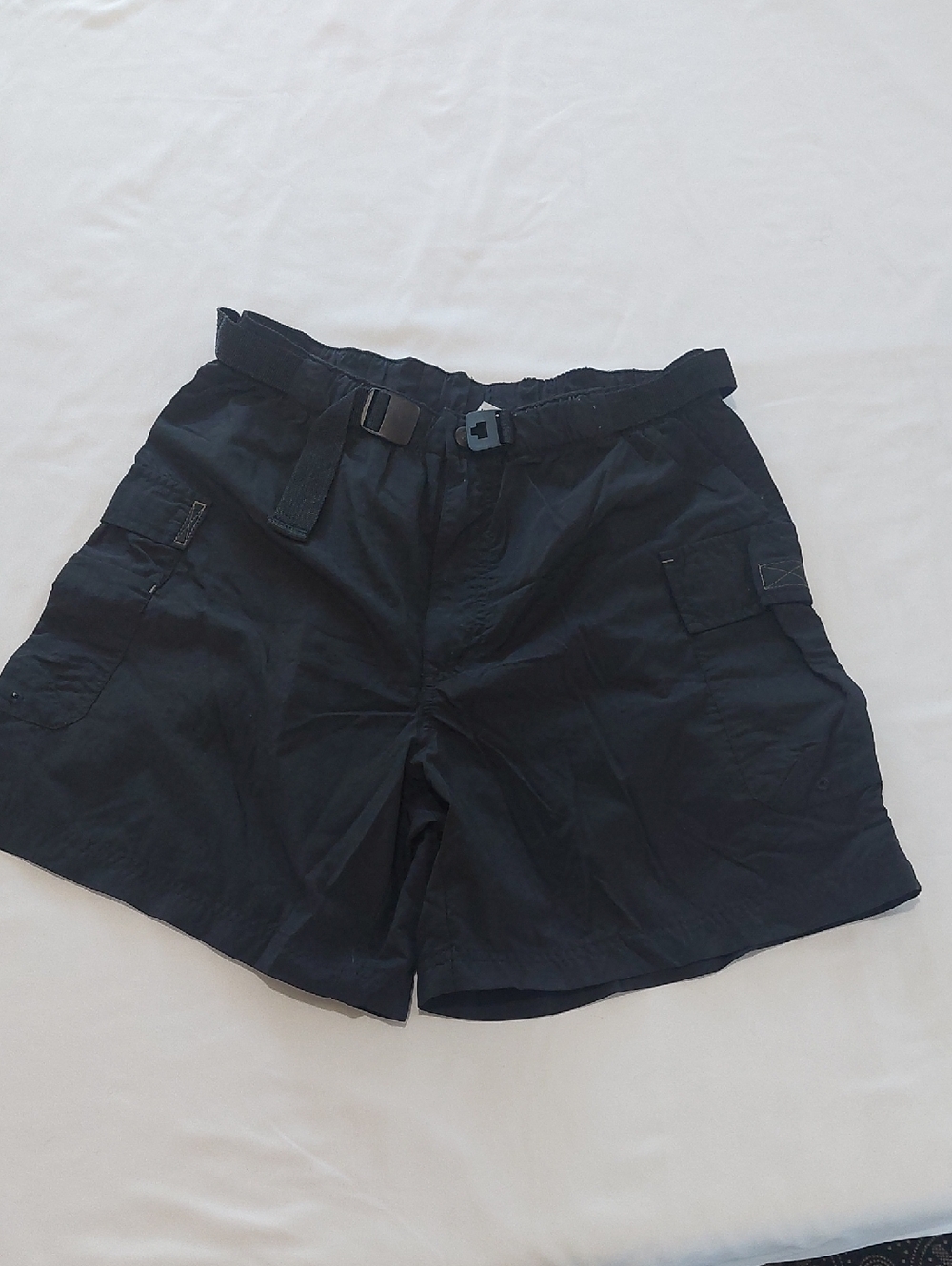 Columbia Black Women's Elastic Waist Cargo Shorts.